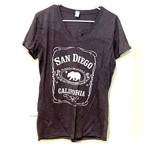 San Diego relaxed tee in gray